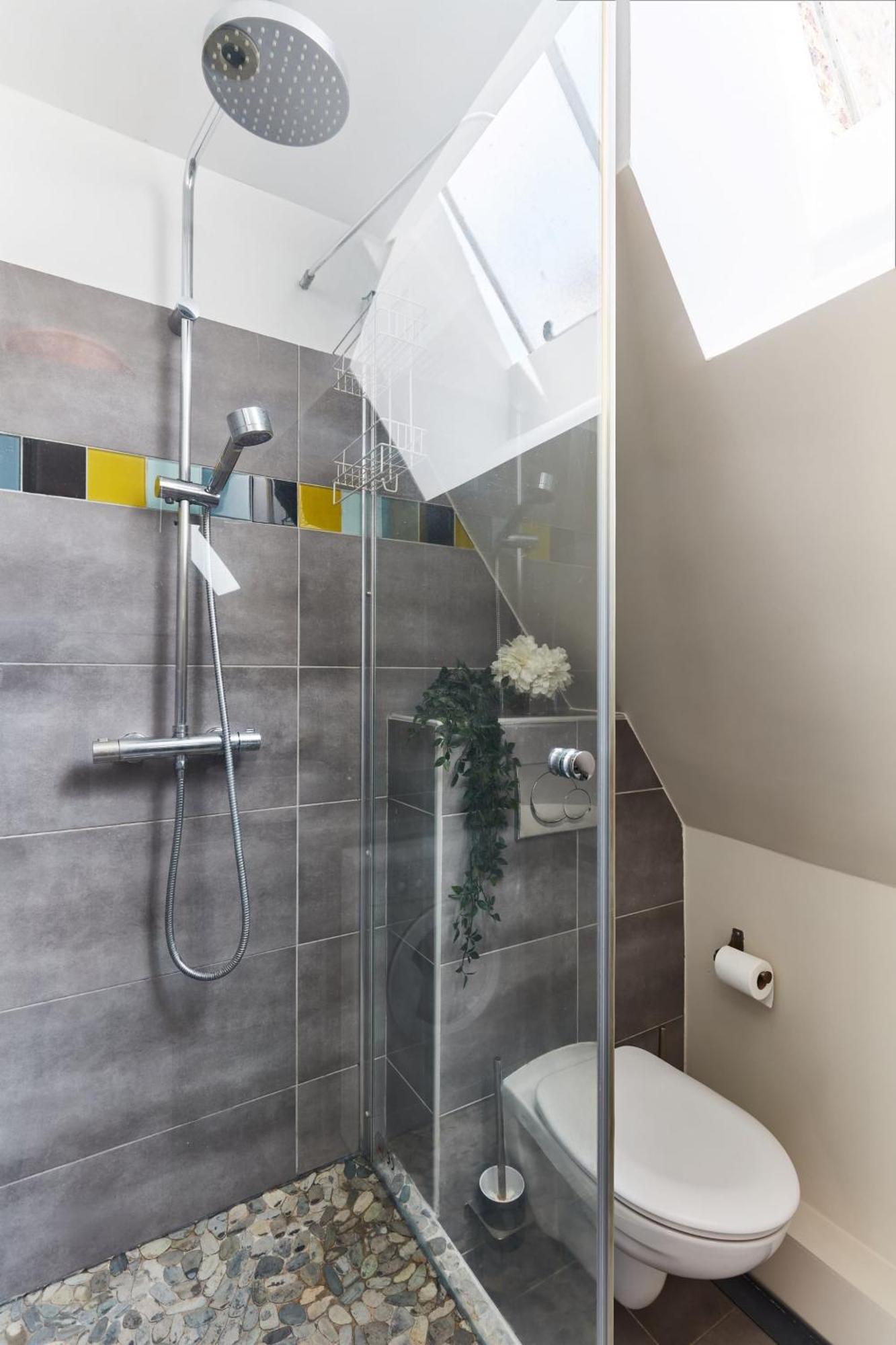 Place Des Vosges - 1Br With Balcony - Cityapartmentstay Paris Exterior foto