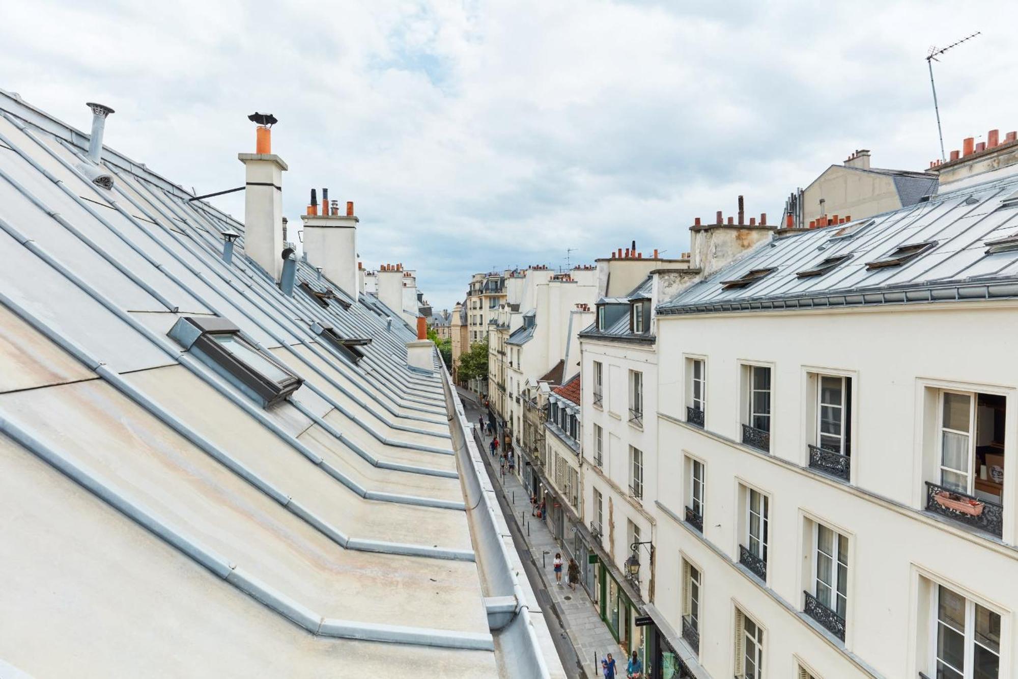 Place Des Vosges - 1Br With Balcony - Cityapartmentstay Paris Exterior foto